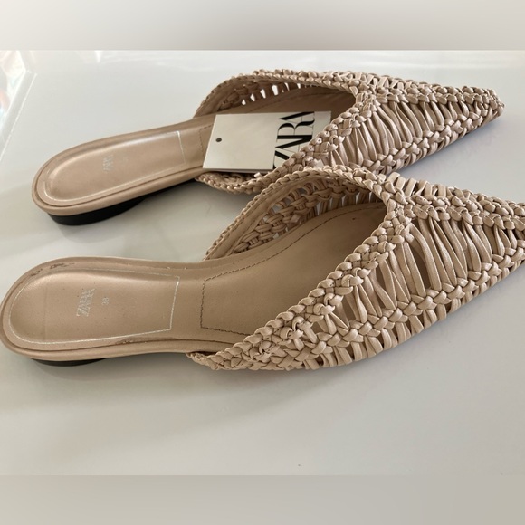 ZARA Rattan woven pointy slides - Picture 3 of 5